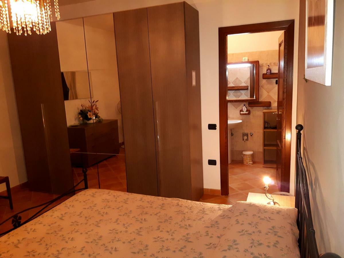 フォリーニョ Elisa House Bed & Breakfast エクステリア 写真